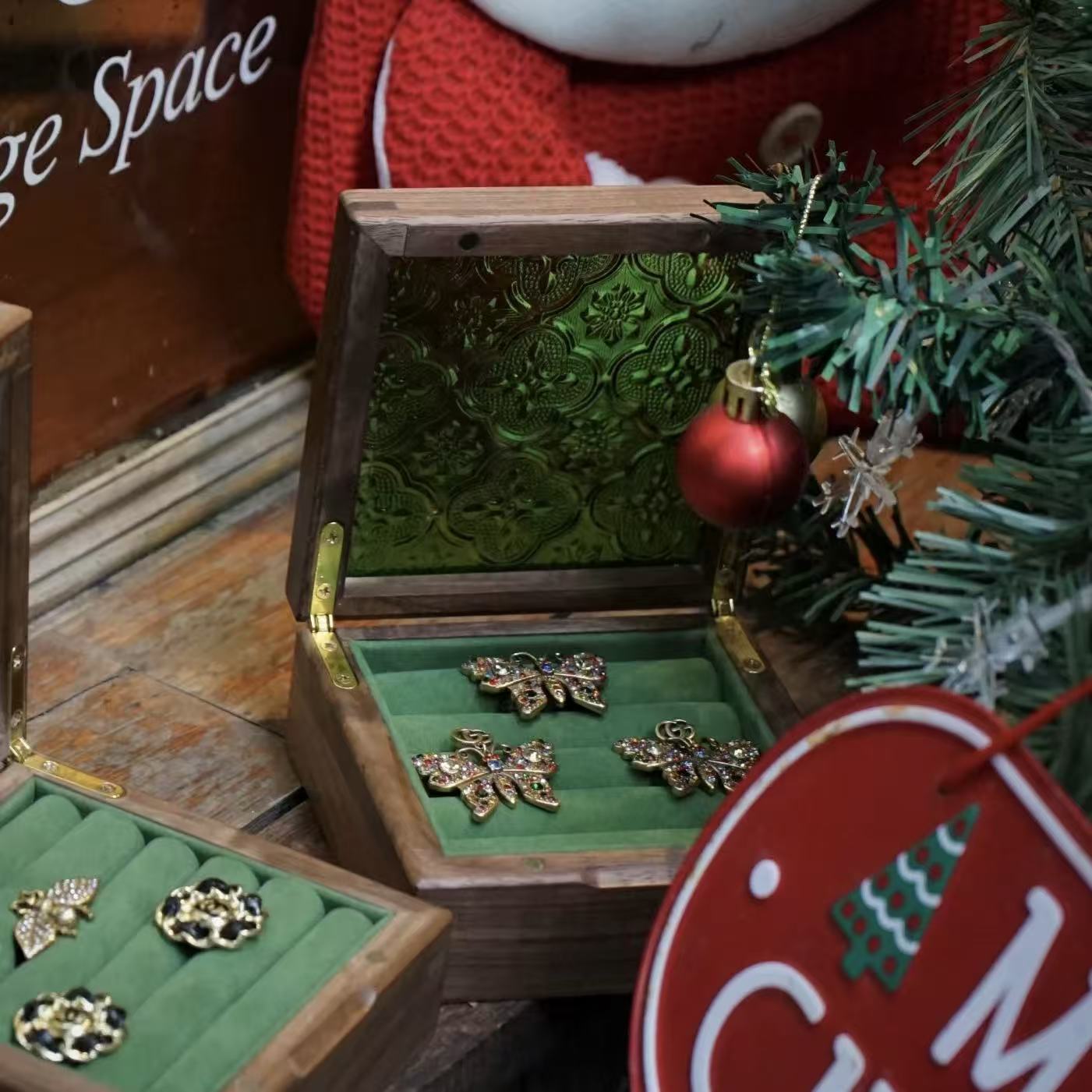 Retro-Aufbewahrungsbox aus Holz für Ringe und Ohrringe