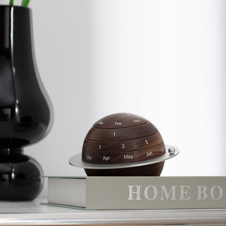 Calendar & Desk Accessories