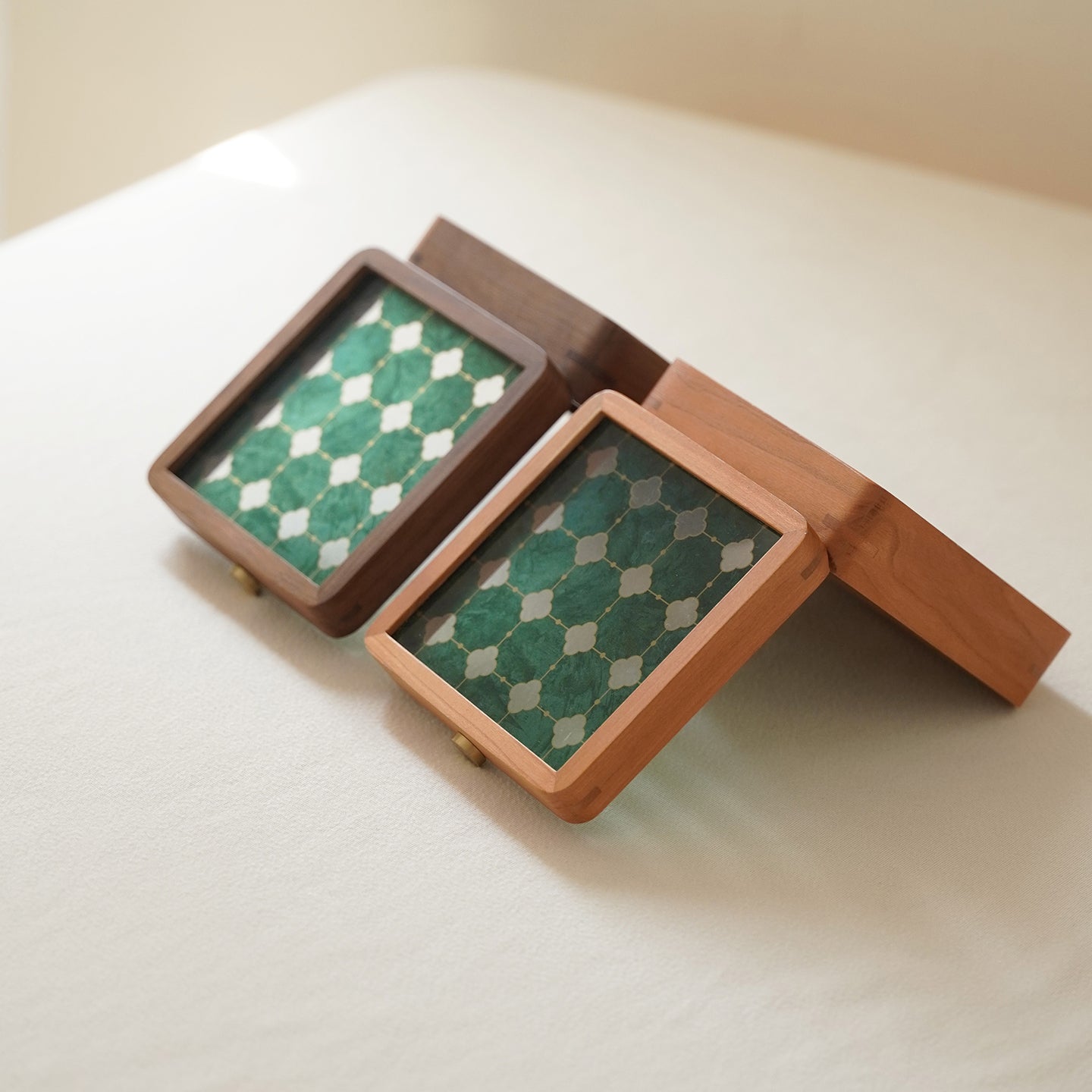 Pattern Retro Style Wooden Jewelry Box with Glass Top