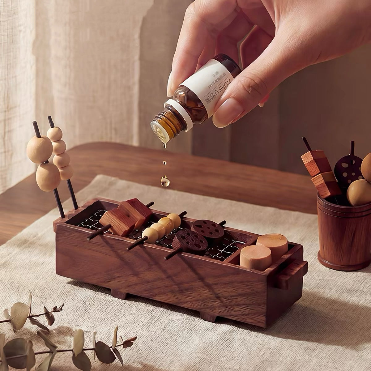 Liora Diffuser für ätherische Öle aus Naturholz
