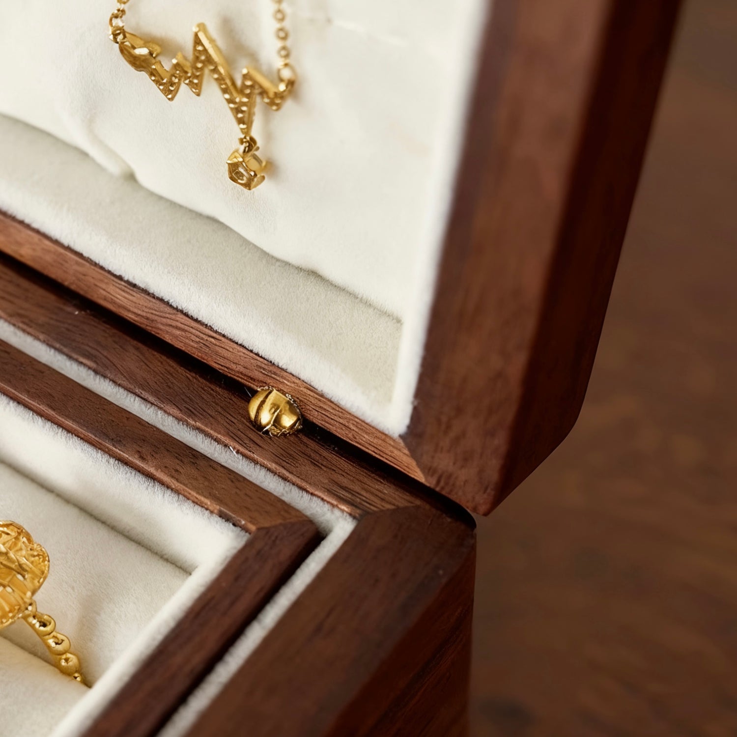 Velvet Walnut Minimalist Two-Layer Jewelry Box
