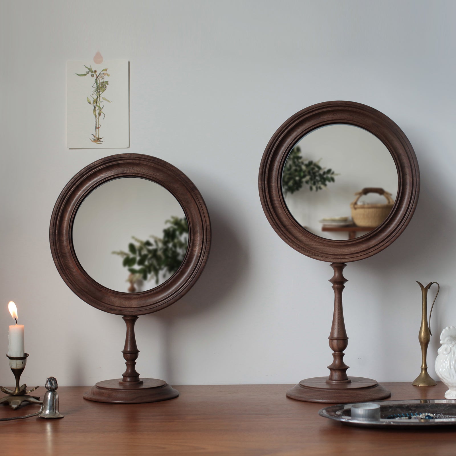Retro Wooden Makeup Mirror, Made from Black Walnut/Cherry Round Design ...