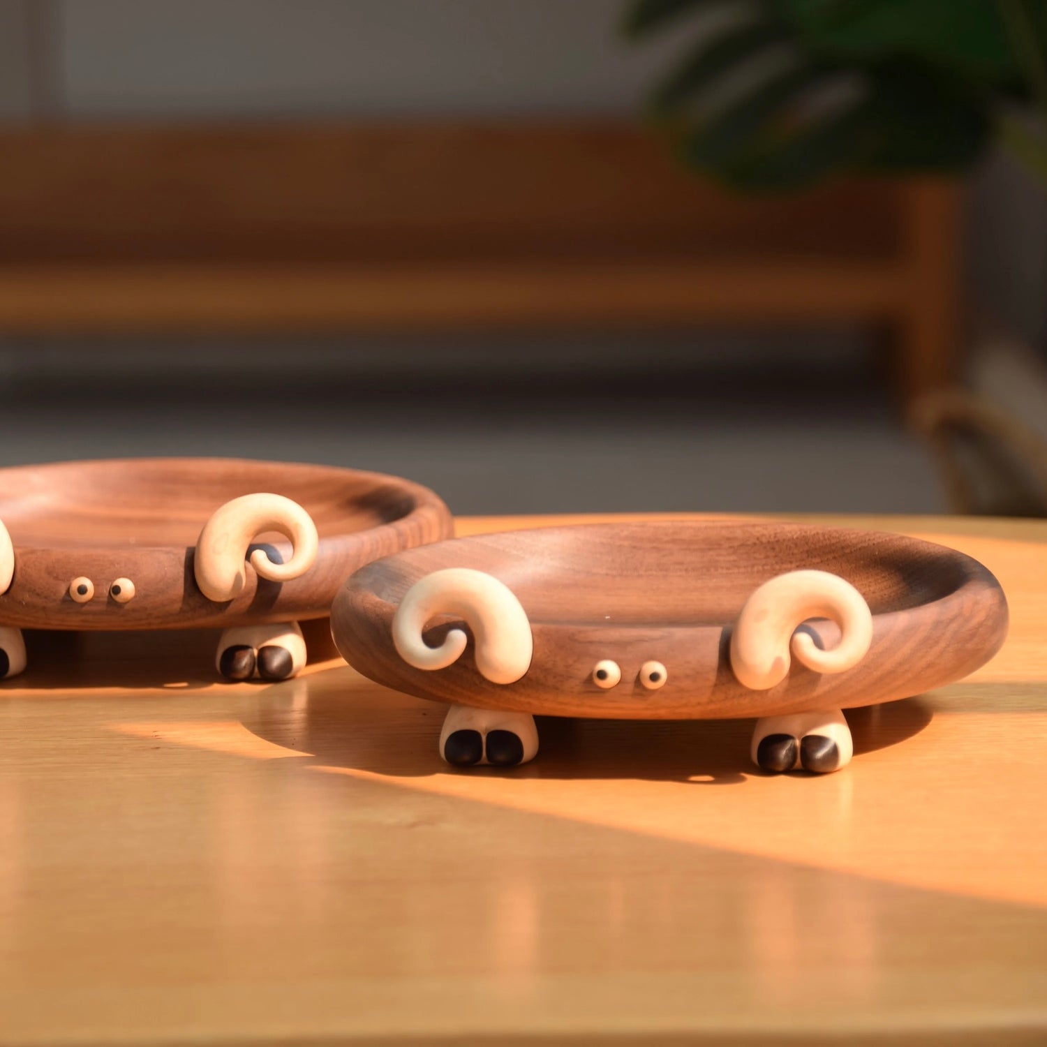 Adorable Lamb Walnut Storage Tray