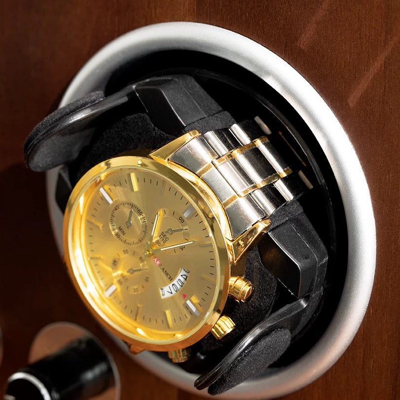 Geek handcrafted walnut automatic watch winder