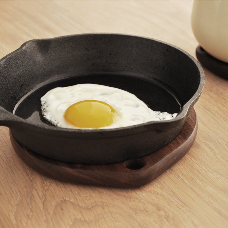 Handmade Walnut Round Trivet – Hot Pot & Kettle Protection