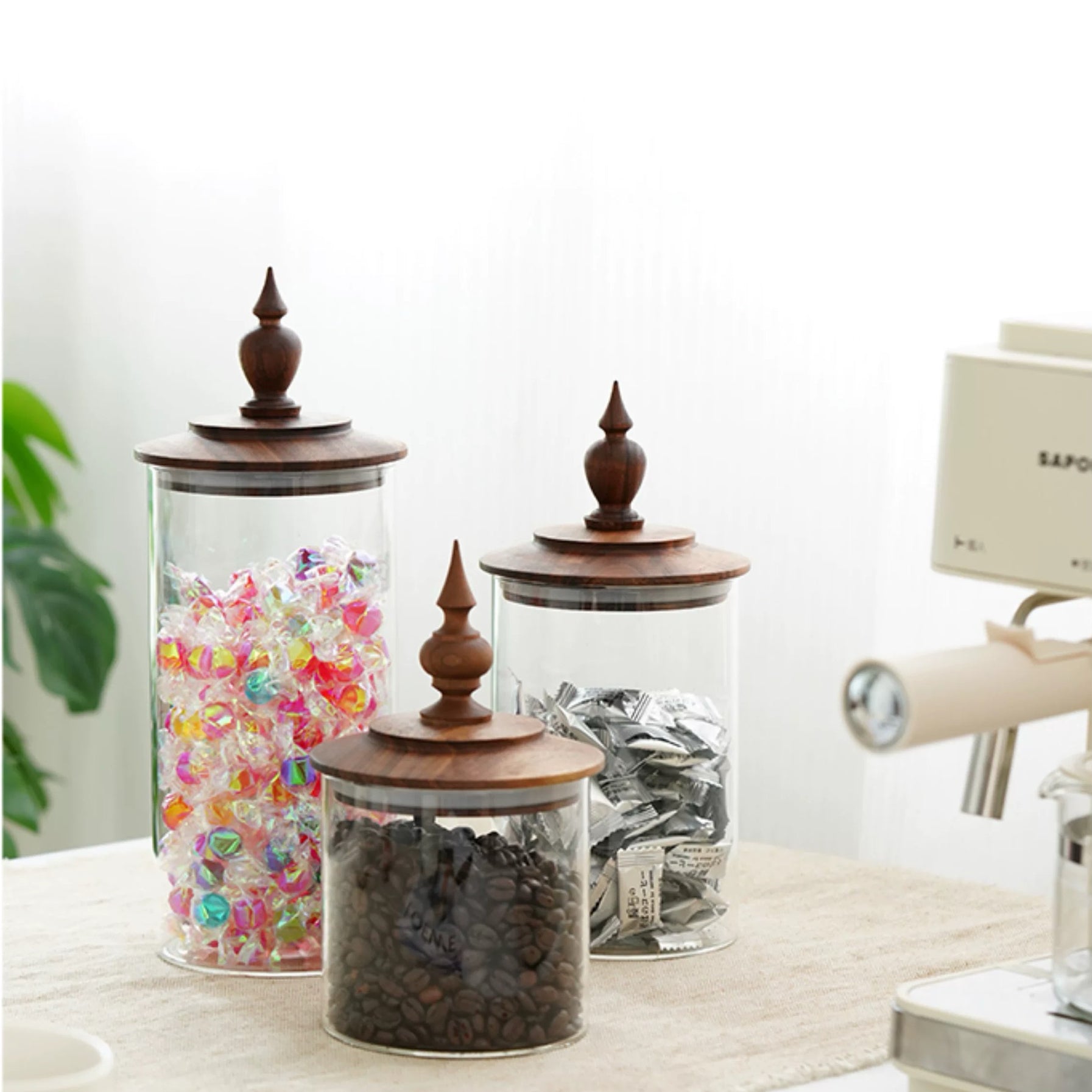 Medieval Retro Style Glass Canister with Walnut Lid - High / 700ml