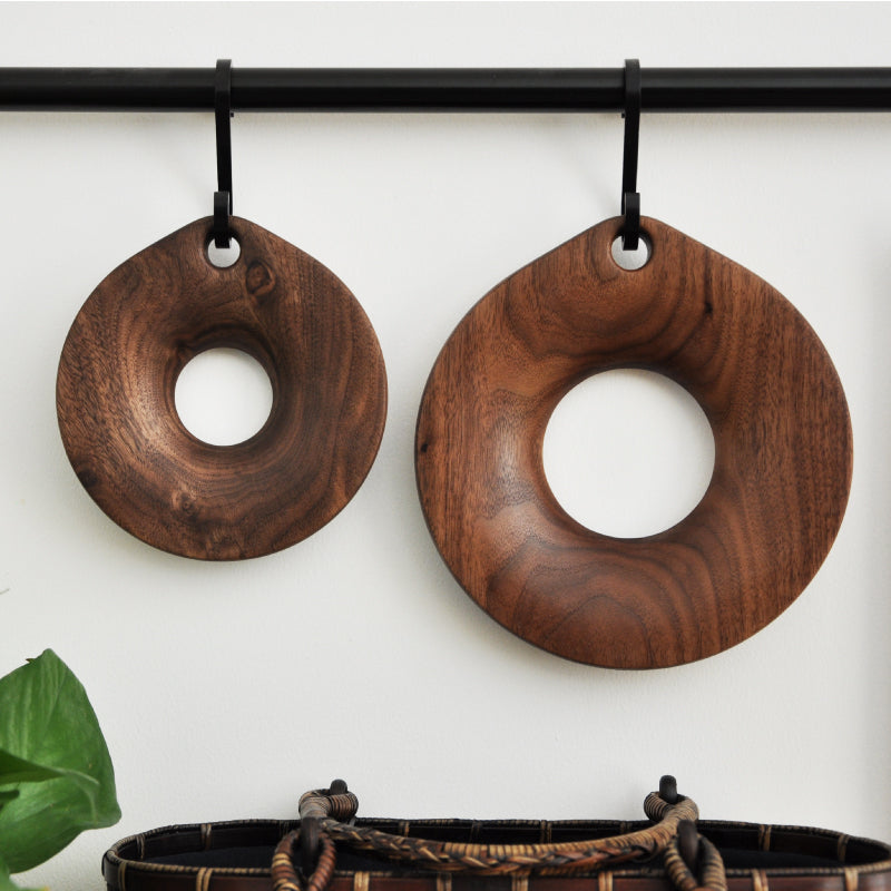 Minimalist Round Walnut Wood Trivet for Hot Pots & Kettles