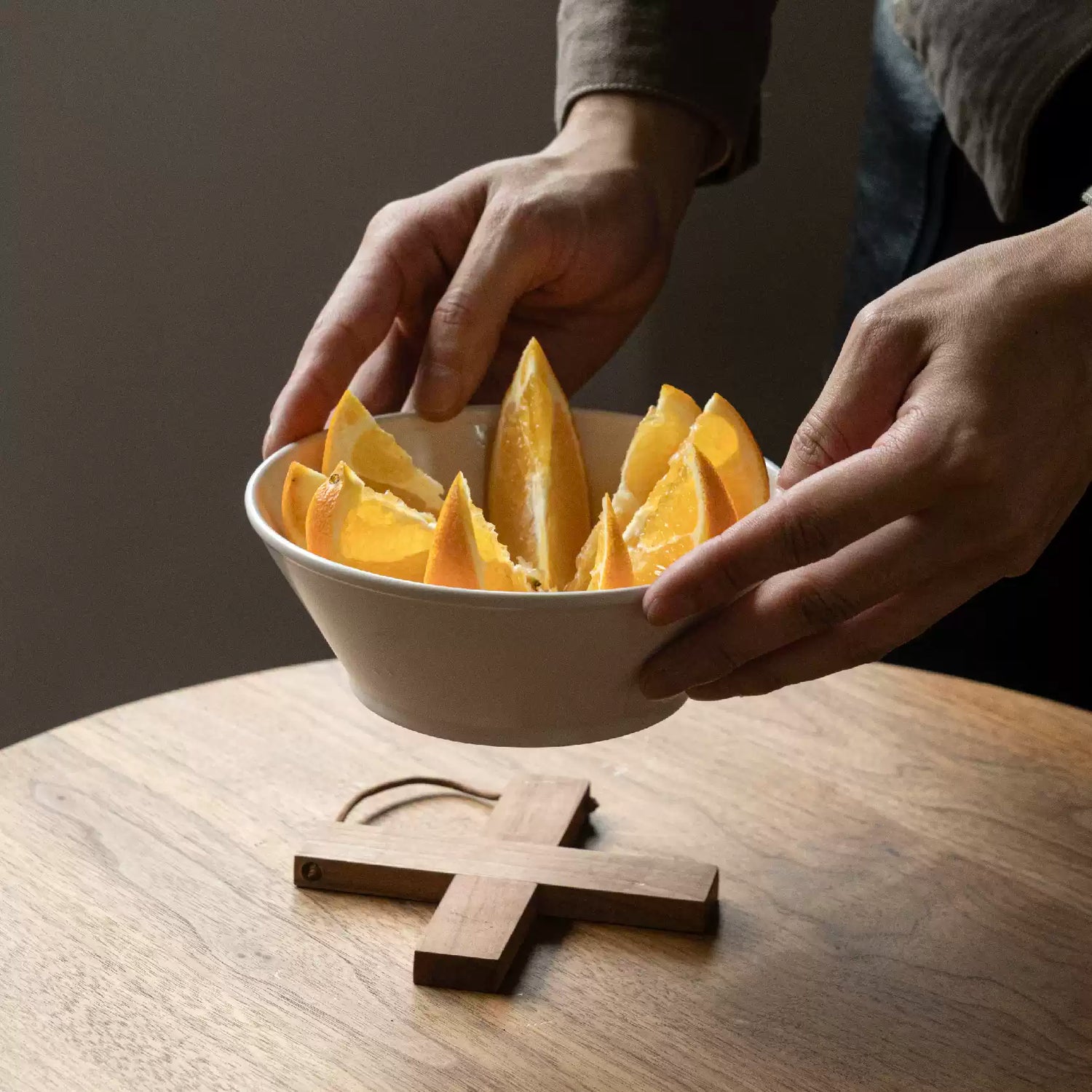 Natural Wooden Heat-Resistant Mat for Dining Table