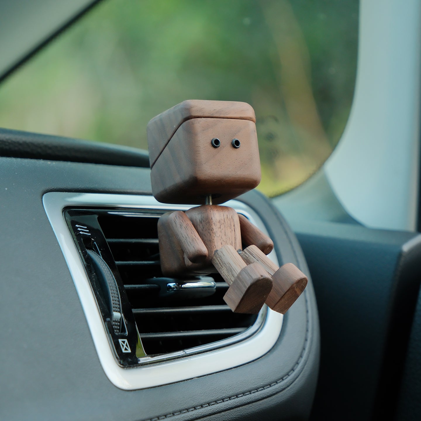 Wobbling Mini Figurine Car Ornament
