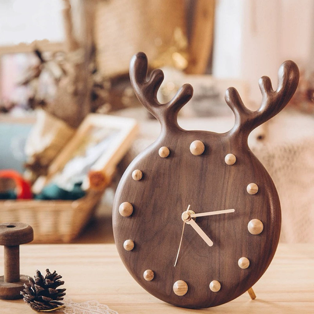 Reloj de pared Milo Antler de madera maciza