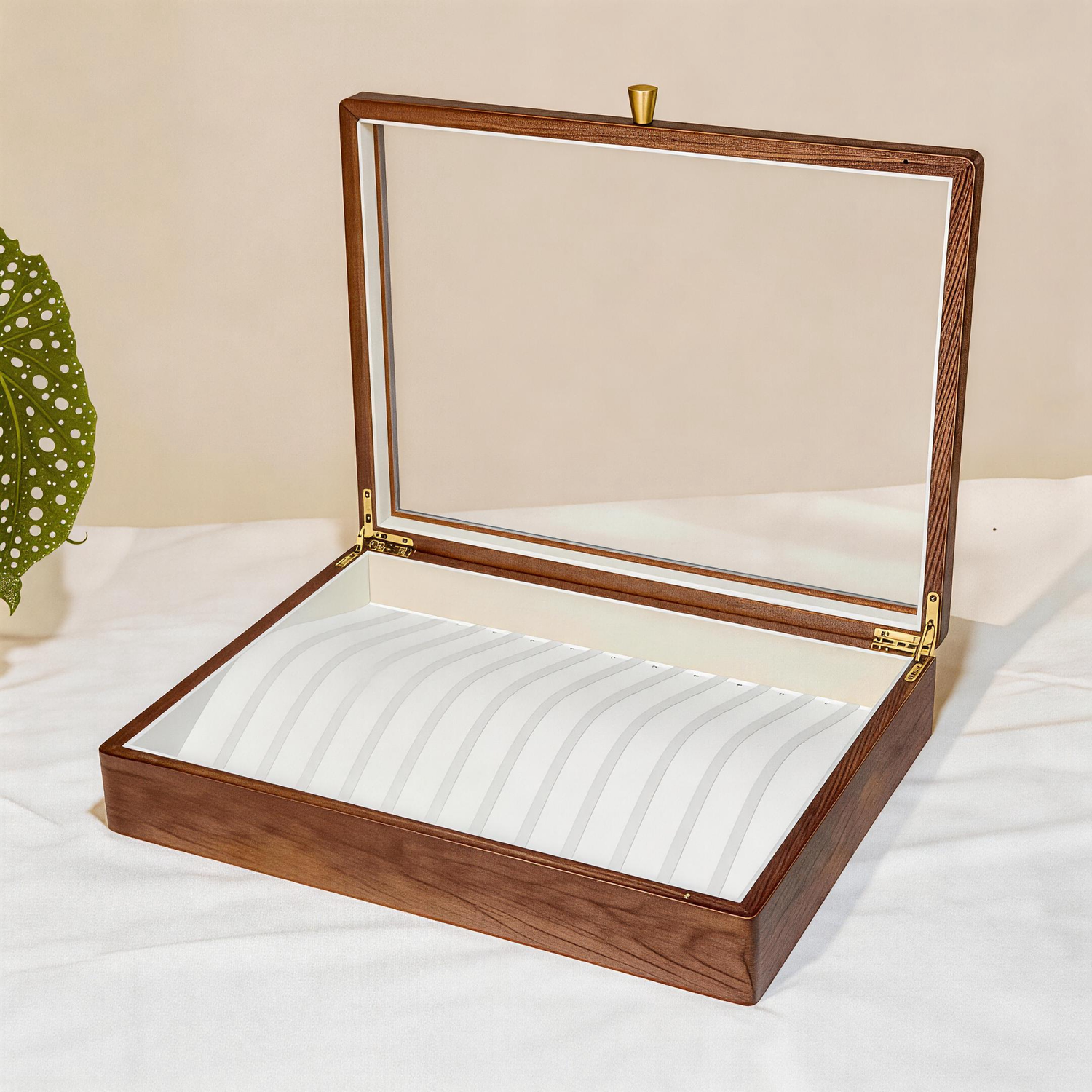 Caja de joyas para collares de madera maciza Fendry con tapa de vidrio