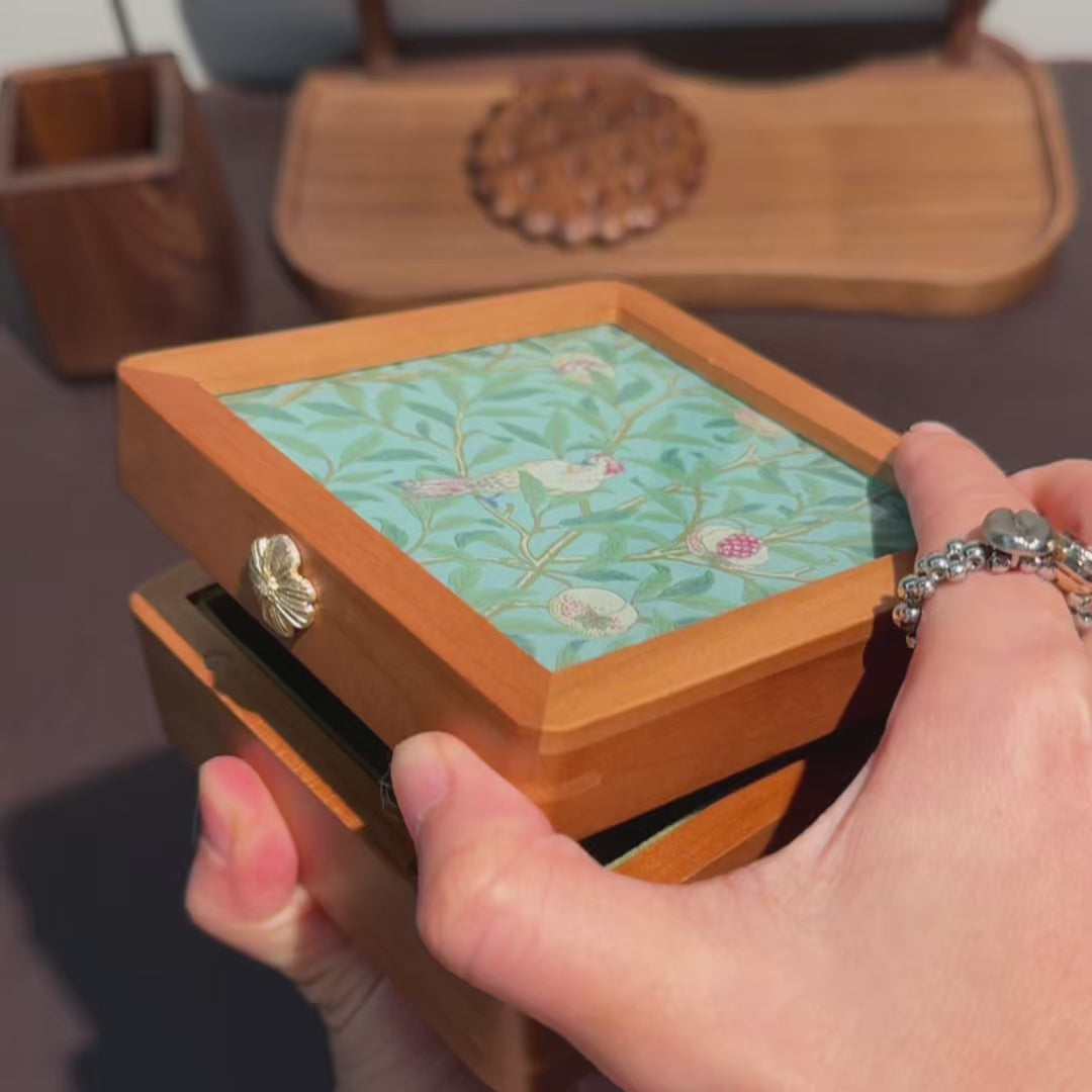 Merrin Solid Cherry Wood Jewelry Box With Creative Art Glass-Top