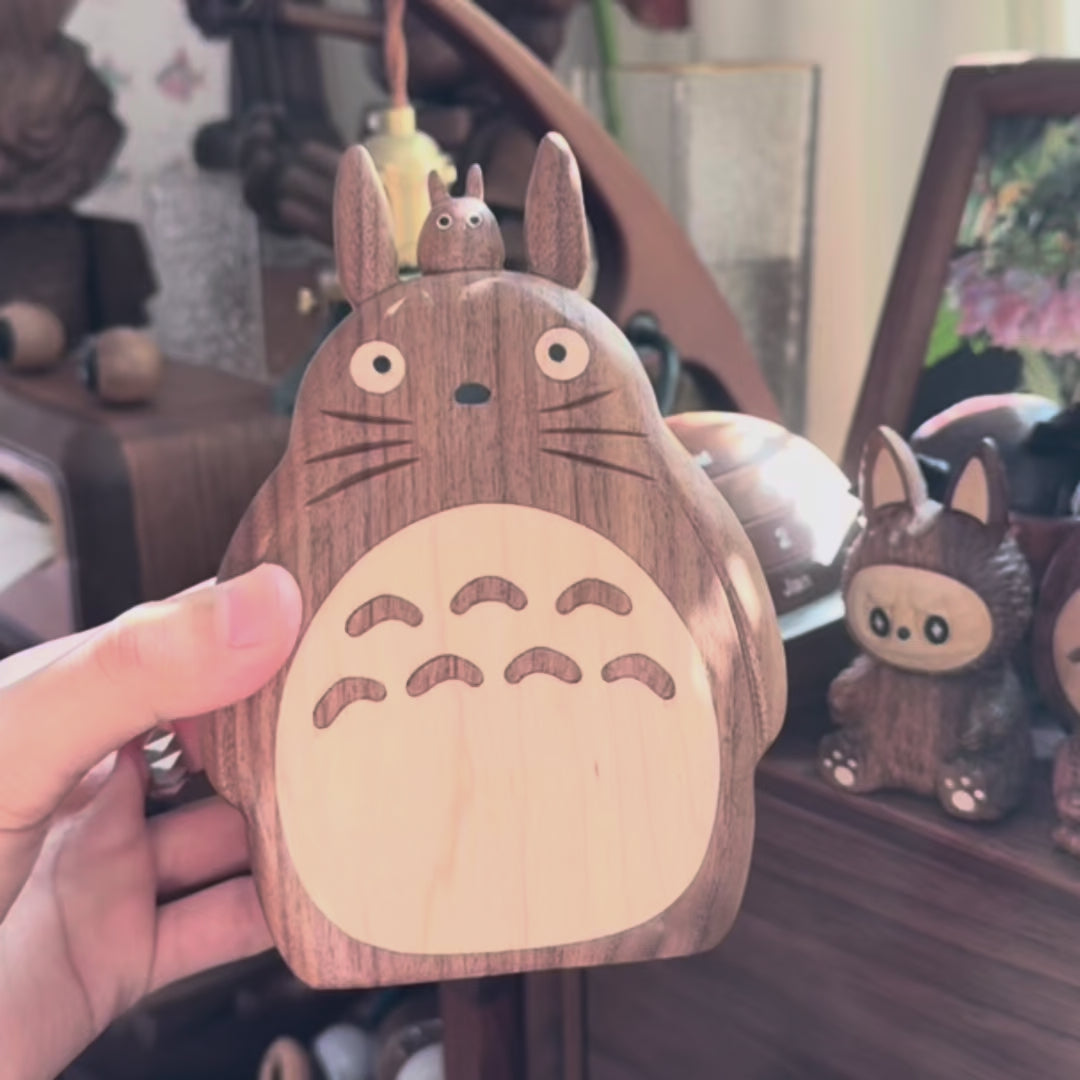 Toto Walnut Pen Holder