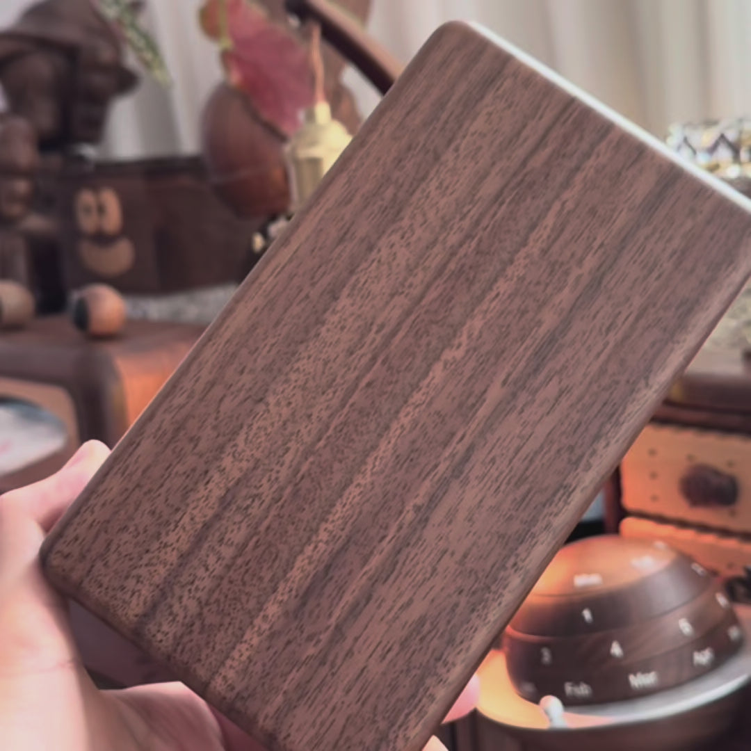 Schmuckkästchen aus Schokoladen- und Schwarznussholz