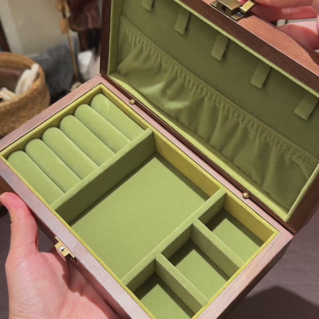Emerald Minimalist Walnut Jewelry Box